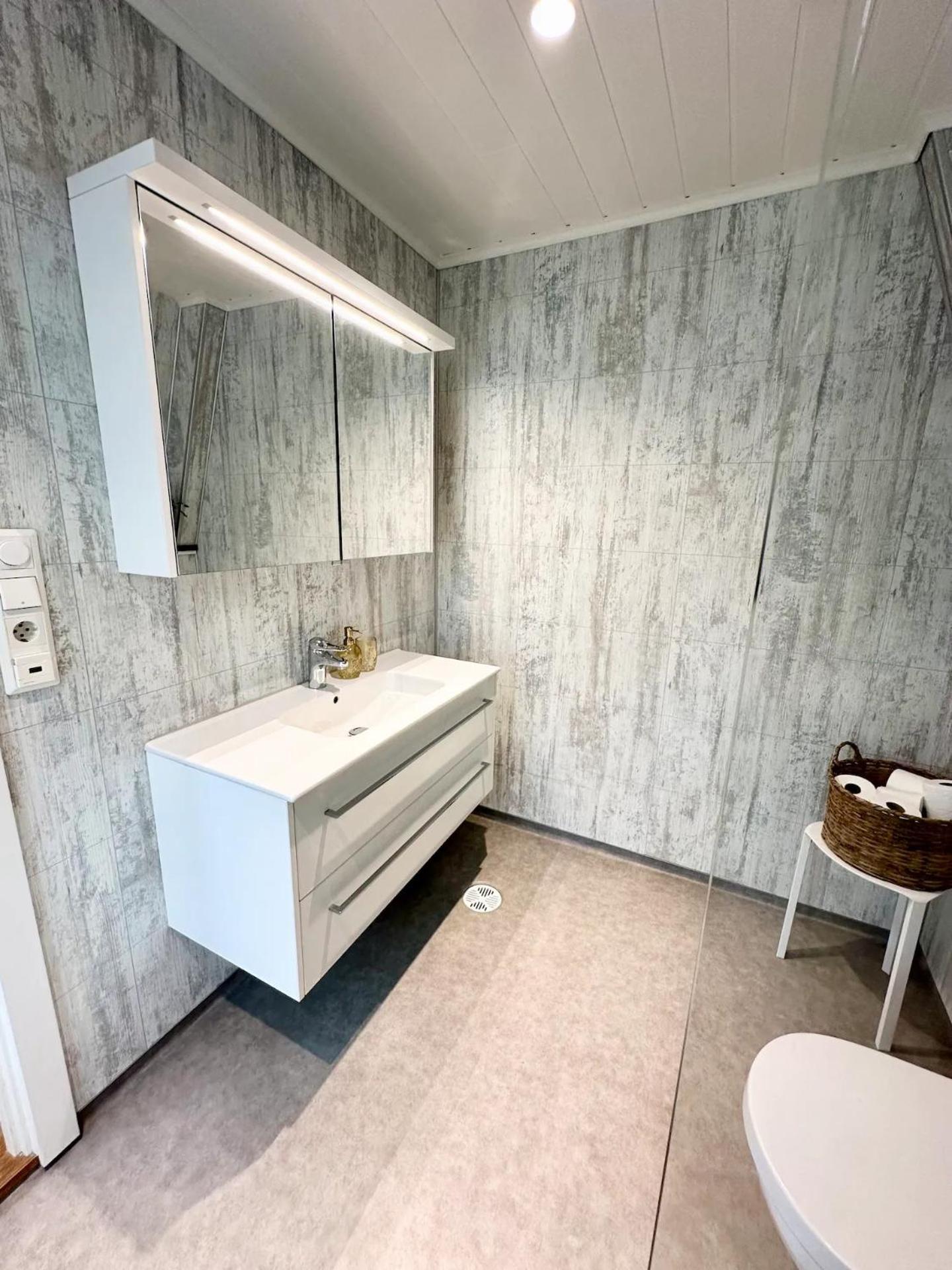 Stylish & Bright Penthouse - Office - 5 Star Location! Apartment Егерсун Екстериор снимка